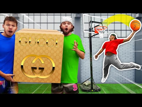 Видео: Последний, кто пропустит Данк, выигрывает таинственный приз!