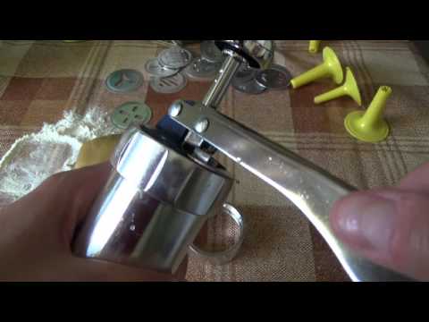 Видео: Кондитерский шприц-дозатор