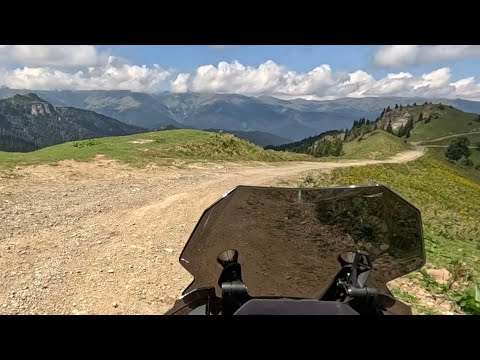 Видео: Мотопутешествие. Грузия. Часть 1. BMW GS F 850 . Август 2025