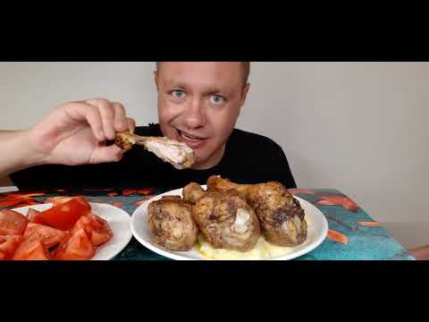 Видео: МУКБАНГ. ОБЖОР. ЖАРЕННАЯ КУРИЦА И НЕМНОГО ТВИН ПИКСа...