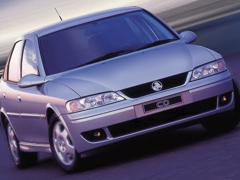 Видео: Дымление и масложор на прогретом двигателе Опель Вектра Б Opel Vectra B 1.6 16v
