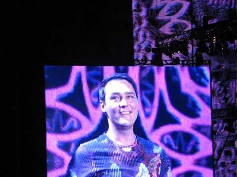 Видео: Юрий Шатунов в Олимпийском. 2012 год. Белые розы. Розовый вечер.