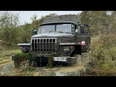 Видео: Урал 4320, Ural 4320, Застрял! Car got Stuck!