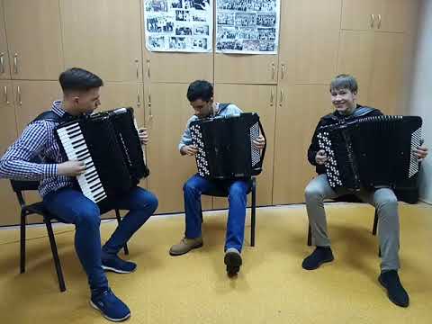 Видео: "Саратовские переборы" исполняет "ТРОЕТ Хабаровских маэстро"