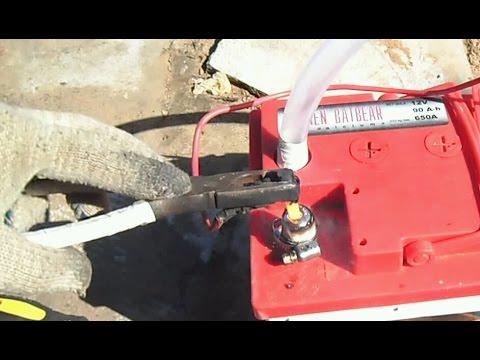 Видео: V2-Восстановление клеммы АКБ, пайка угольным стержнем из батарейки