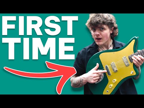 Видео: Впервые играю на гитаре с резиновым бриджем!