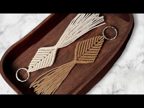 Видео: Листок макраме. Макраме брелок Macrame leaf keychain DIY macrame leaf pattern Macrame tutorial