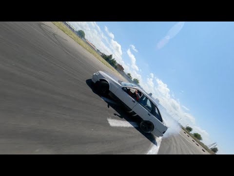 Видео: Ford Sierra V8 5.0 - официальные соревы и продажа стрит корча на 400Нм + мкпп