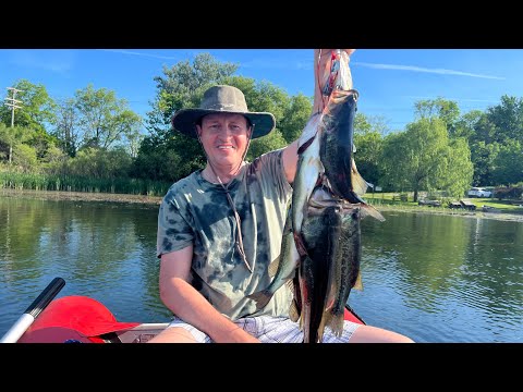 Видео: Рыба Клюёт, как Шальная/ Развенчиваем Легенды о Ловле Американского Басса/ Largemouth Bass in USA