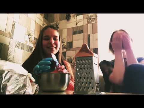 Видео: ЛЕРА и ДАРИНА готовят НОВОЕ блюдо!