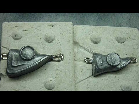 Видео: Как сделать форму для грузил из свинца.