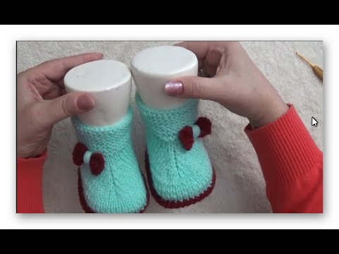 Видео: Бирюзовое чудо. Простые пинетки для начинающих вязальщиц.