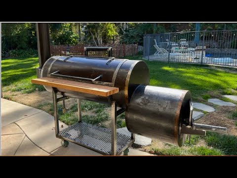 Видео: Perfect Backyard Smoker Build 2.0 (смещенный коптильный барбекю)