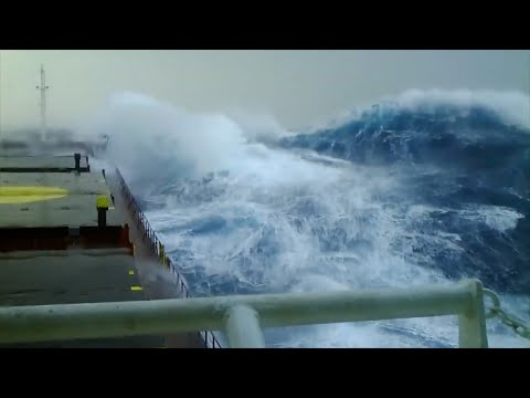 Видео: Корабли попавшие в самые невероятные шторма new new