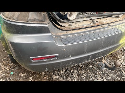 Видео: Снимаю задний Бампер  Kia Sorento 1 Как снять задний бампер ? В чём секрет ?