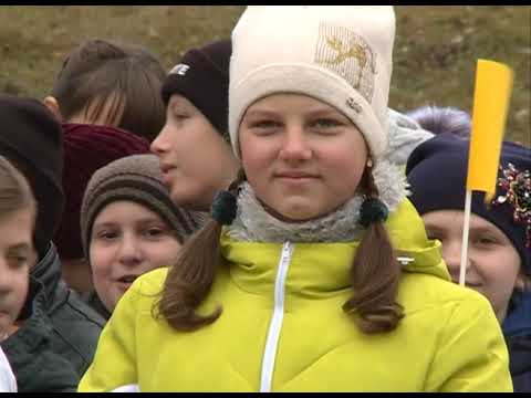 Видео: В школе №13 Губкина открыли новый стадион