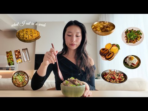 Видео: что я ем за неделю | простые блюда на будний день, еда в Нью-Йорке, выпечка яблочного пирога 🍎