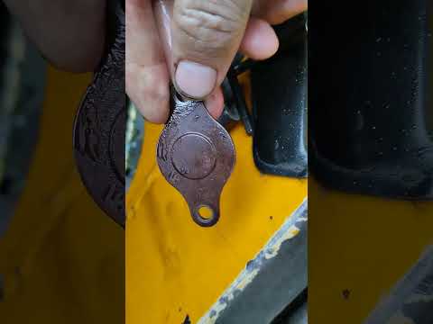 Видео: Погрузчик JCB 3cx , последствия неправильного ремонта заднего распределителя . 