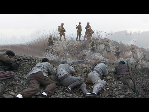 Видео: Спецназ японцев устраивает засаду на Восьмой армии на скалах, женщина-воин обнаруживает и уничтожает