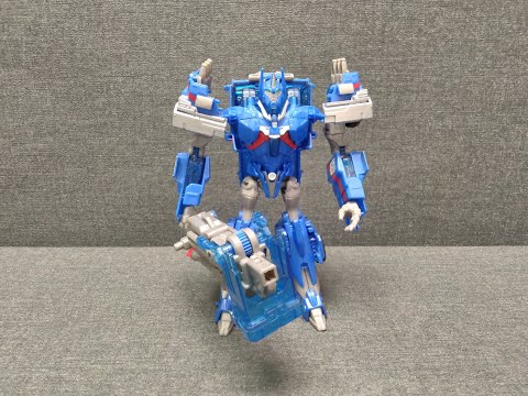 Видео: Обзор трансформера Ultra Magnus - Voyager class - Prime - Robots in Disguise. Музей Р-ТФ.