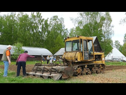 Видео: ДТ-75 после года простоя - Нелегкая судьба тракториста!