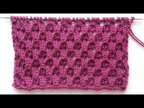 Видео: Фактурный ажурный узор с красивой обратной стороной для вязания свитеров, палантинов, жилеток