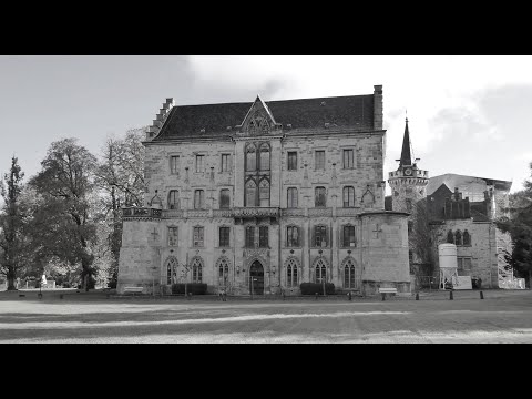 Видео: ЗДЕСЬ В ПОСЛЕДНИЙ РАЗ ВИДЕЛИ ЯНТАРНУЮ КОМНАТУ? ТАЙНА ЗАМКА РАЙНХАРДСБРУНН. ЧАСТЬ I