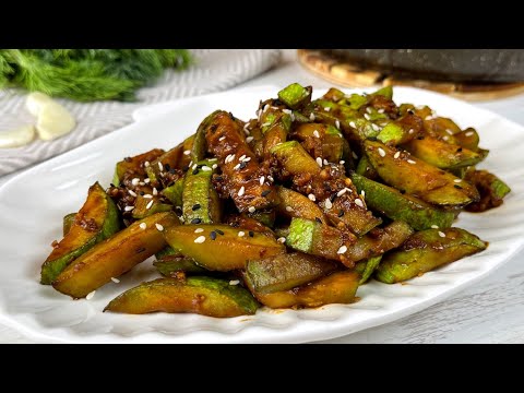 Видео: Такие КАБАЧКИ Вы еще не ели! А мы едим ложками! Очень Вкусная закуска из КАБАЧКОВ "Десятиминутка"