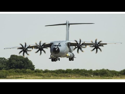 Видео: ФИЛЬМ ПО TURBOPROP. ЖИЗНЬ ПИЛОТА AIRBUS A400 С АРХИПЕЛАГА.