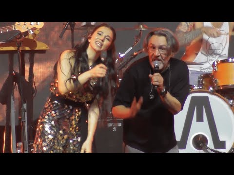 Видео: Ленинград - Казань «Татнефть-Арена» 19.10.2025 (с выходом на бис, когда остались самые стойкие фаны)