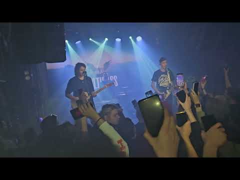 Видео: MULTIPASS - Звёздная (live in Eclipse, 01.11.2025)