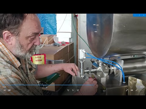 Видео: Малый дозатор и линейный запайщик для ретортных пакетов