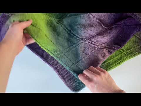 Видео: Мистика… Заказали три платка одной и той же расцветки