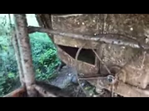 Видео: 7. Катамаран Robertson & Caine Moorings 4000, разбитый, но выживший, после урагана “Ирма“