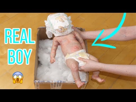 Видео: Распаковка мальчика из силикона / Silicone Baby Box Opening The most Realistic Baby