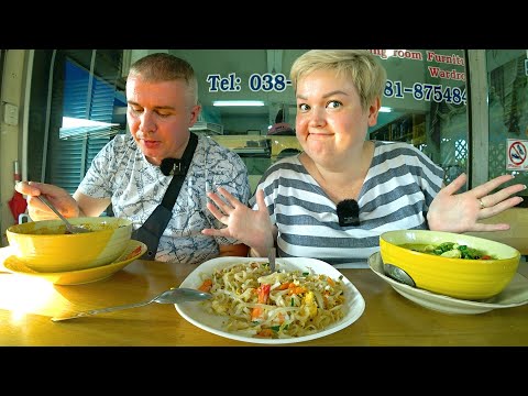 Видео: Мукбанг САМЫЙ ВКУСНЫЙ💯том ям в Паттайе🍲Денис показал СЕКРЕТНОЕ🤫тайское кафе! Пад Тай на обед