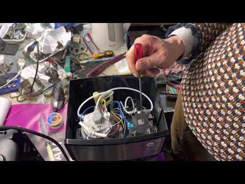 Видео: Ремонт кофемашины vitek в Кирове