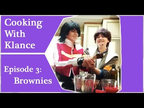 Видео: Готовим с Клэнсом | Эпизод 3 | Брауни