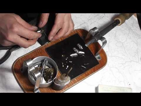 Видео: Донная блесна "Гондурас". Подробно об изготовлении. Homemade winter spoon baits.