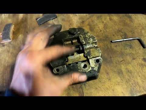 Видео: Тормозные задние  колодки на квадроцикл CF - мото Х6. От автомобиля  ВАЗ - 2108 Часть - 1.