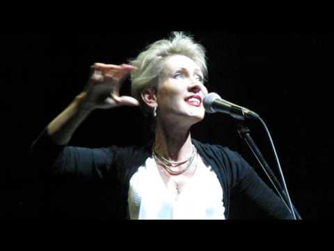 Видео: Ирина Богушевская - "Небом данная"