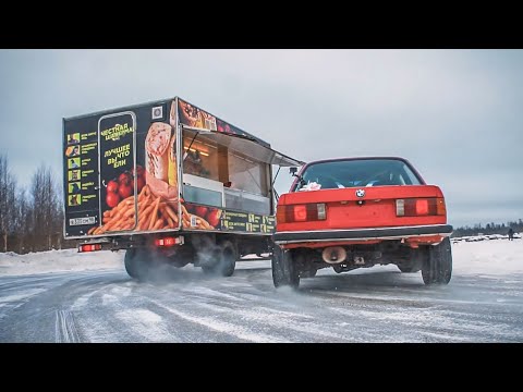 Видео: Готовим прямо в дрифте. Экстремальный бизнес.