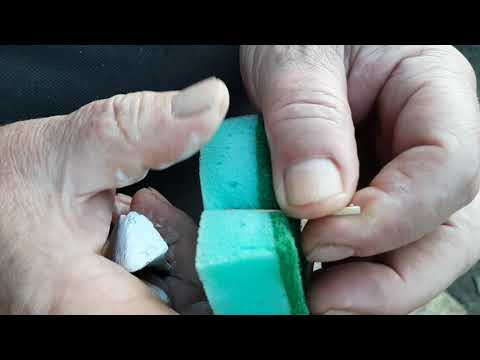 Видео: выделка шкур кролика, нутрии, козы, овцы и т.д. (ознакомительная часть)