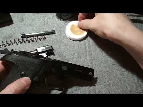 Видео: Sig P226 - экспресс чистка за 6 минут.