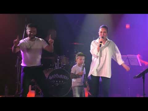 Видео: Наталия Быстрова, Елисей Ермак, Дмитрий Ермак - "Billie Jean"