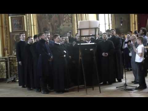 Видео: Московский  Старообрядческий  Хор Жен-Мироносиц 2013 г. Знаменное пение.