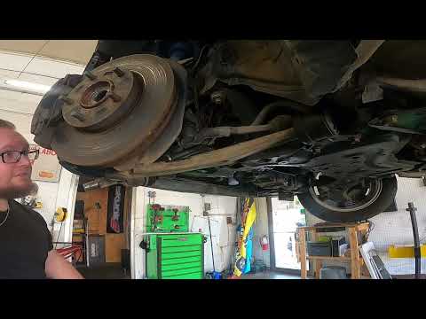 Видео: Замена оси Mazda 3 cv