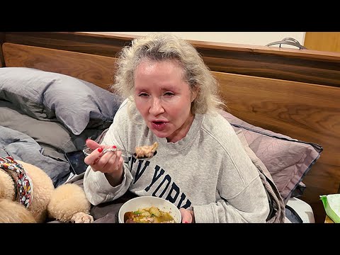 Видео: Жаркое готово , Пипонька капризничает #losangeles #cooking 