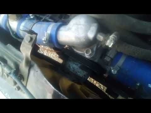 Видео: УМЗ 4215 летом не греется а зимой тепло греет печка !