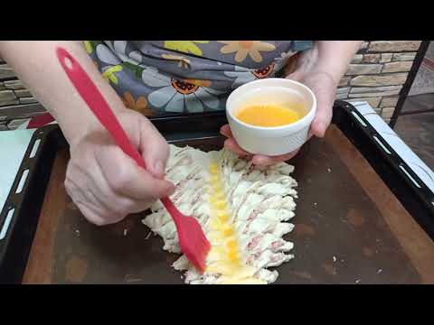 Видео: ОЧЕНЬ ВКУСНАЯ И КРАСИВАЯ ЗАКУСКА НА ПРАЗДНИЧНЫЙ СТОЛ.#закусканапраздник #вкуснаявыпечка #еда#рецепт 